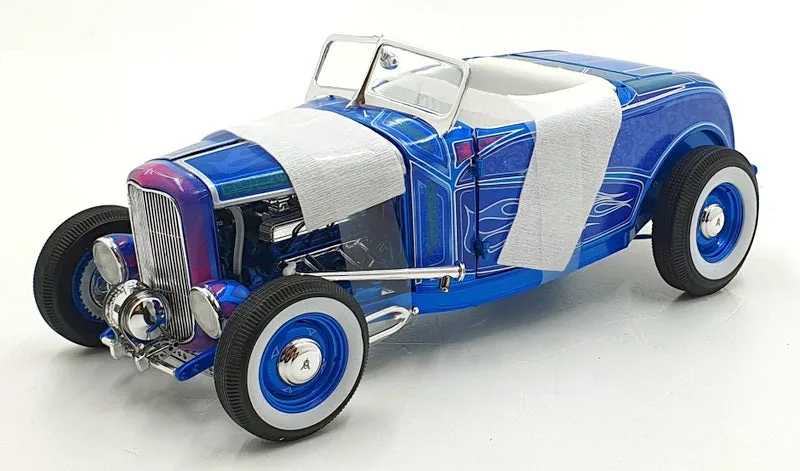 Acme 1/18 Scale Diecast A1805024 - 1932 Blue Flame Ford Roadster