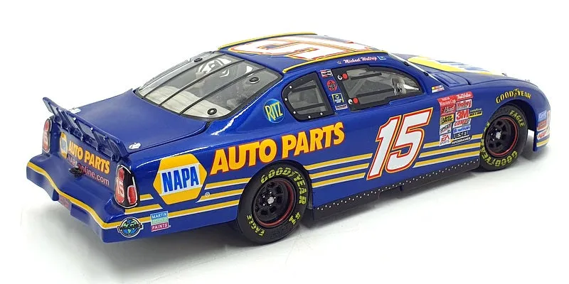 ACTION 1/24 Scale 102248 - 2002 Chevrolet Monte Carlo NAPA M.Waltrip #15