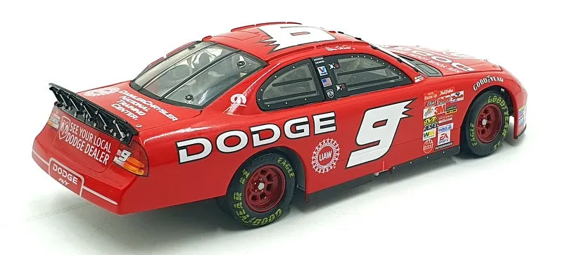 ACTION 1/24 Scale 103470 - 2003 Dodge Intrepid R/T B.Elliott #9