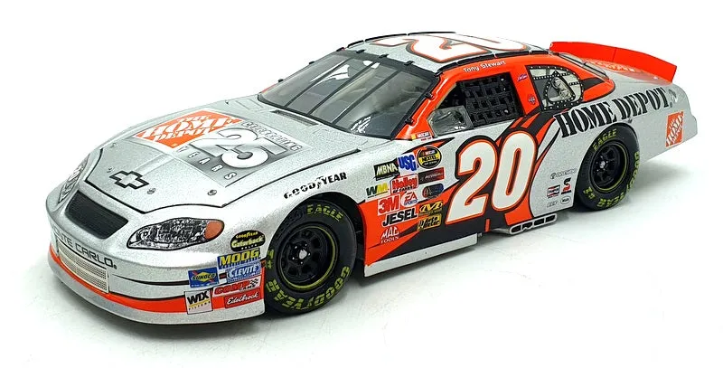 Action 1/24 Scale 402989 - 2004 Chevrolet Monte Carlo Home Depot NASCAR #20