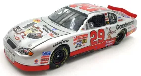 Action 1/24 Scale Diecast 101722 2001 Chevy Monte Carlo #29 Lonney Tunes Harvick