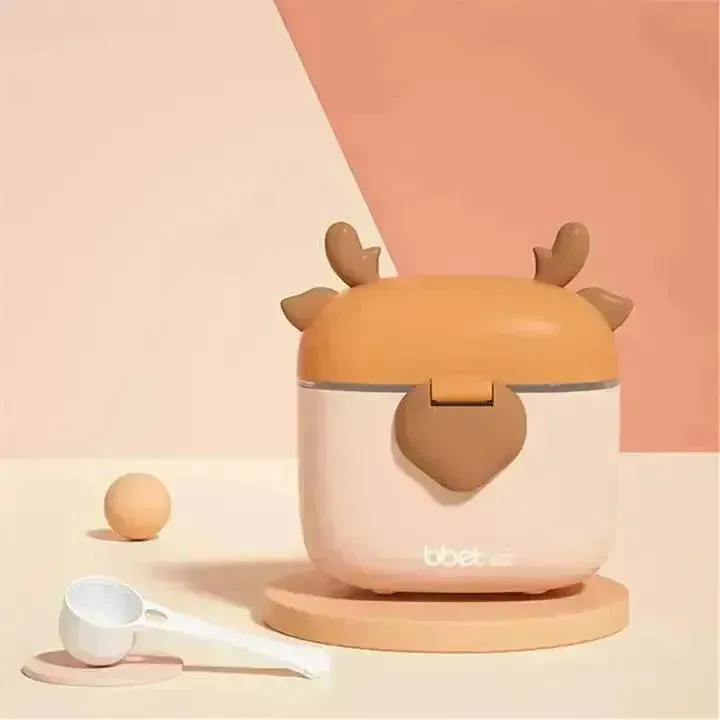 Baby Formula Deer Shape Container With Spoon