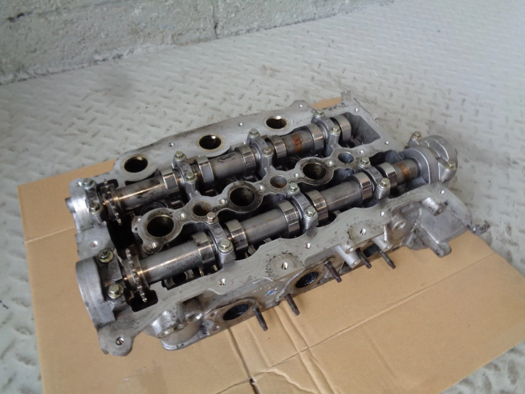 Cylinder Head 2.7 TDV6 Off Side Discovery 3 Range Rover Sport Land Rover H28024