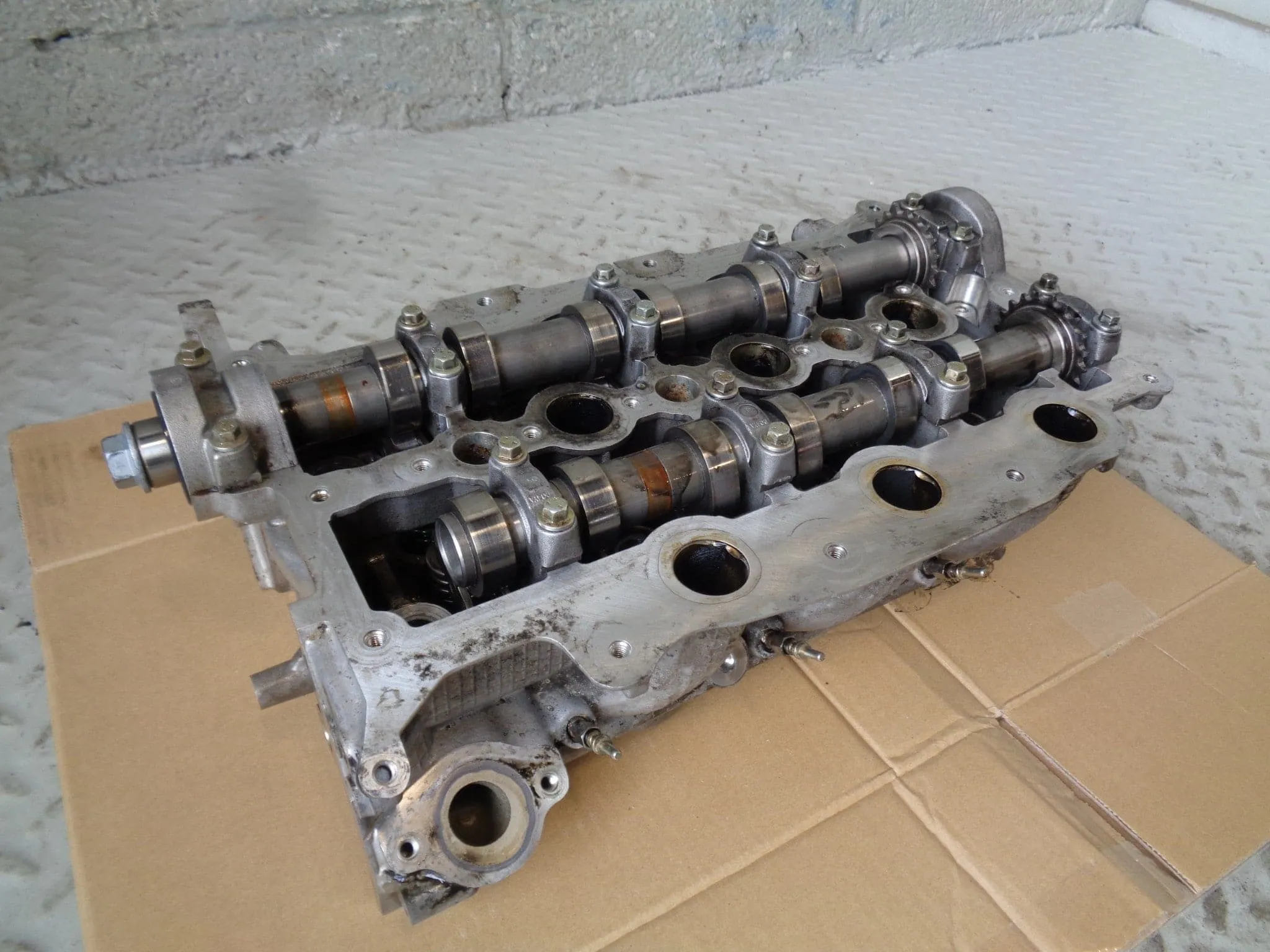 Cylinder Head 2.7 TDV6 Off Side Discovery 3 Range Rover Sport Land Rover H28024