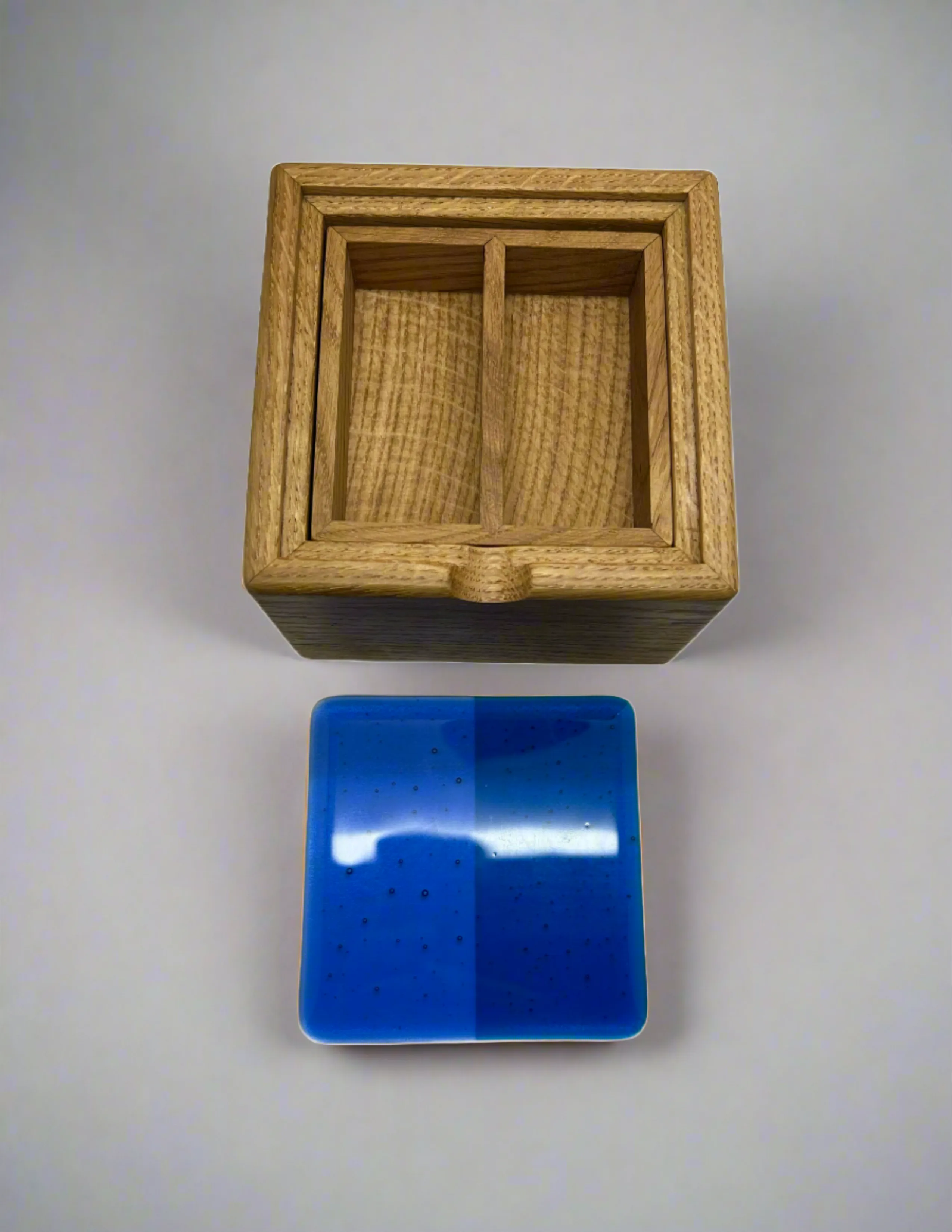 Flexen oak box with fused glass lid