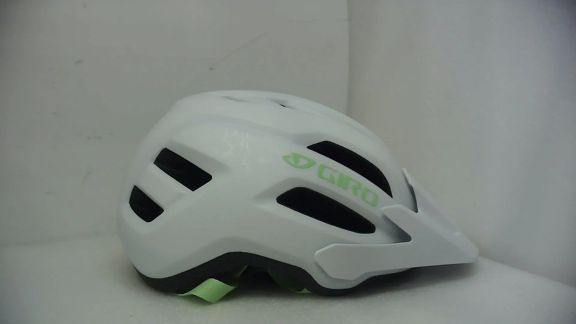 Giro Giro Fixture MIPS II Womens Bicycle Helmets Matte White/Space Green UW (Without Original Box)