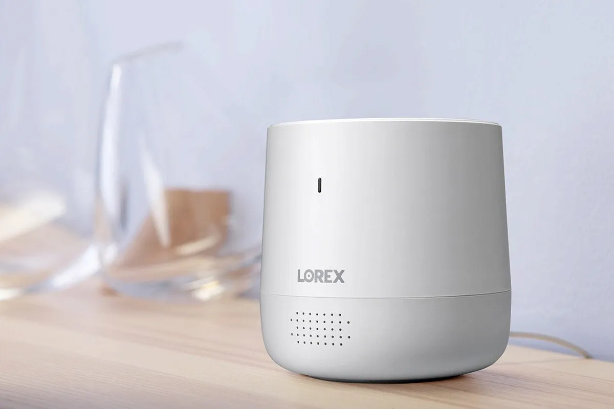 Lorex Smart Home Security Center with 2K Wire-Free Cameras, 2K Doorbell and Range Extender