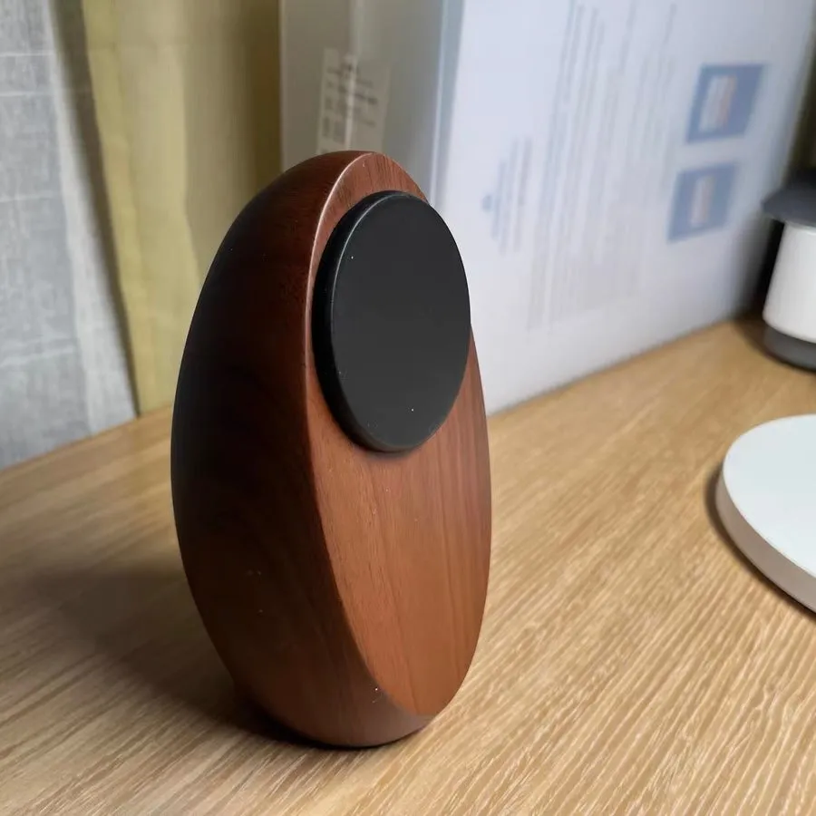 Minimalist Oval Walnut MagSafe Charger