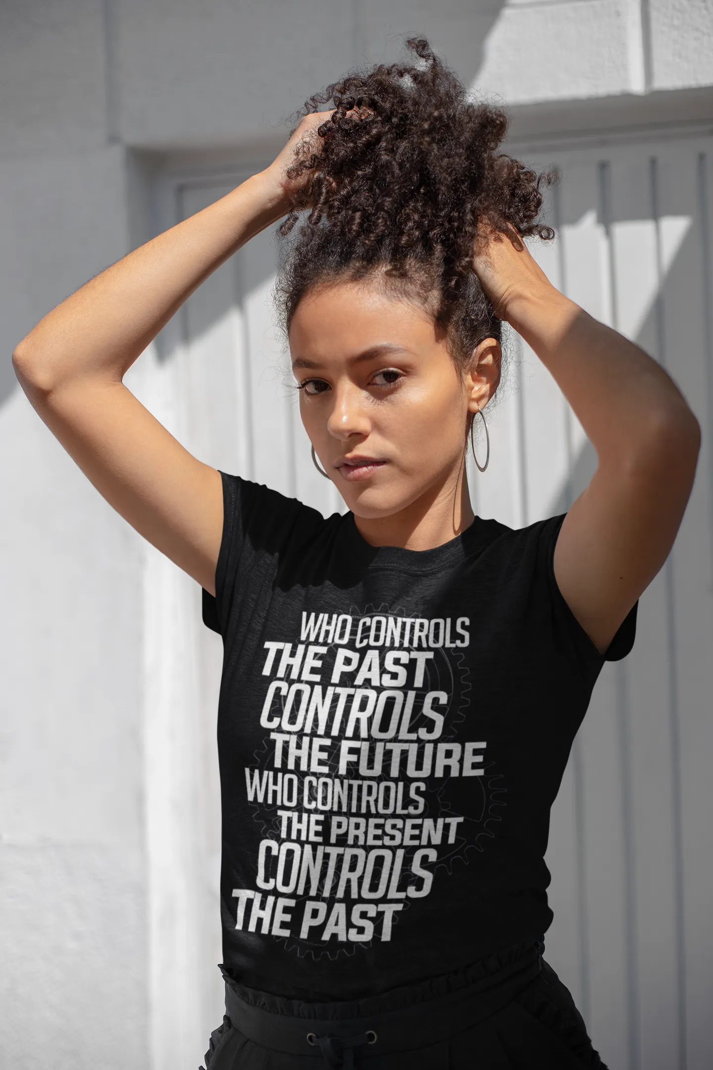 Smells Like New Book T-Shirt Orwell - 1984 - Past Present Future Controls