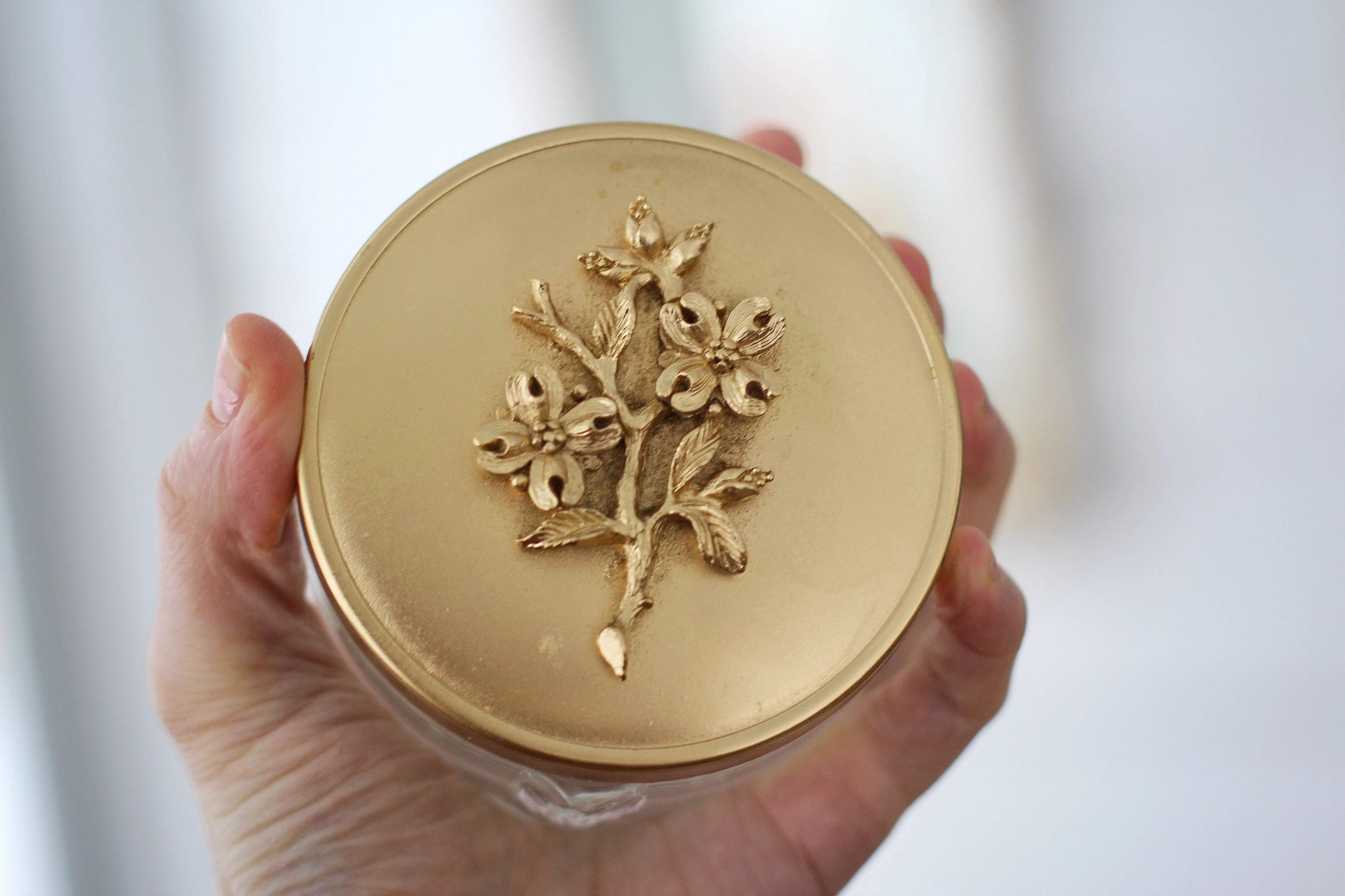 Vintage Flowers & Leaves Gold Jar